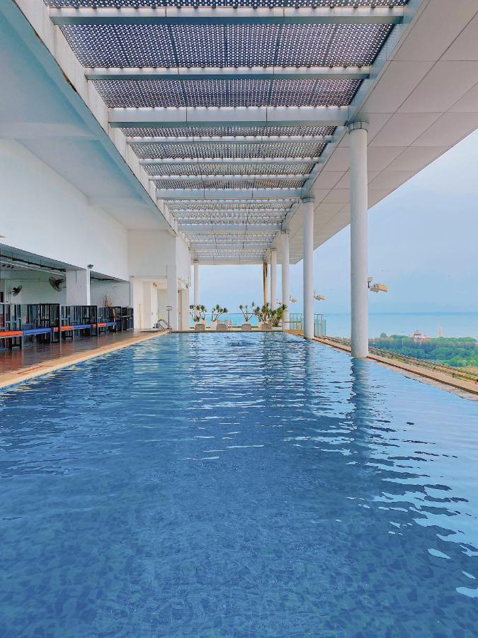Straits Suite By C Homestay Malacca Εξωτερικό φωτογραφία