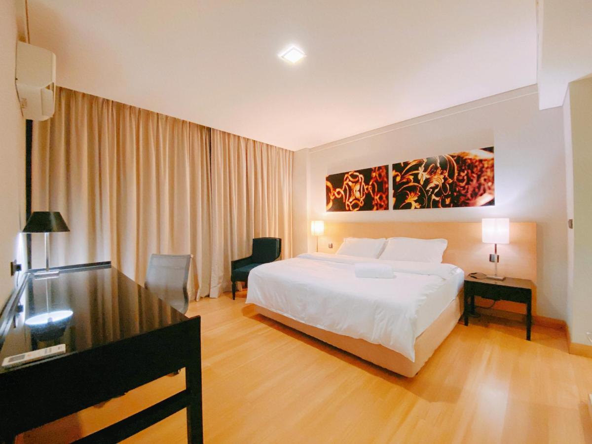Straits Suite By C Homestay Malacca Εξωτερικό φωτογραφία